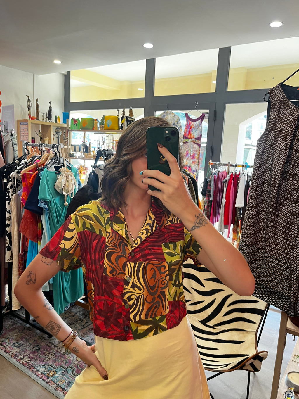 Chemise crop à motifs rétro