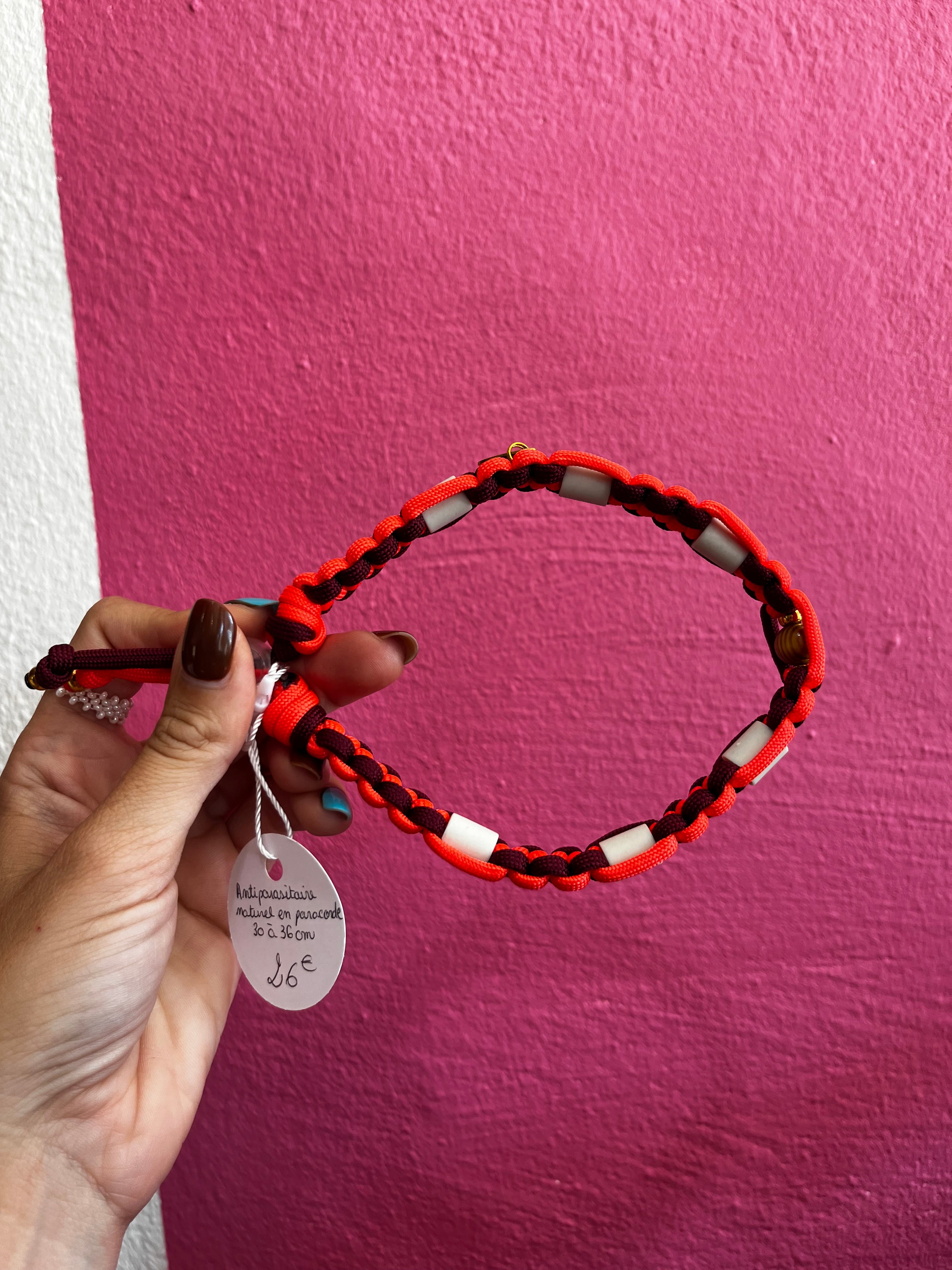 Collier antiparasitaire paracorde (30 à 36cm)