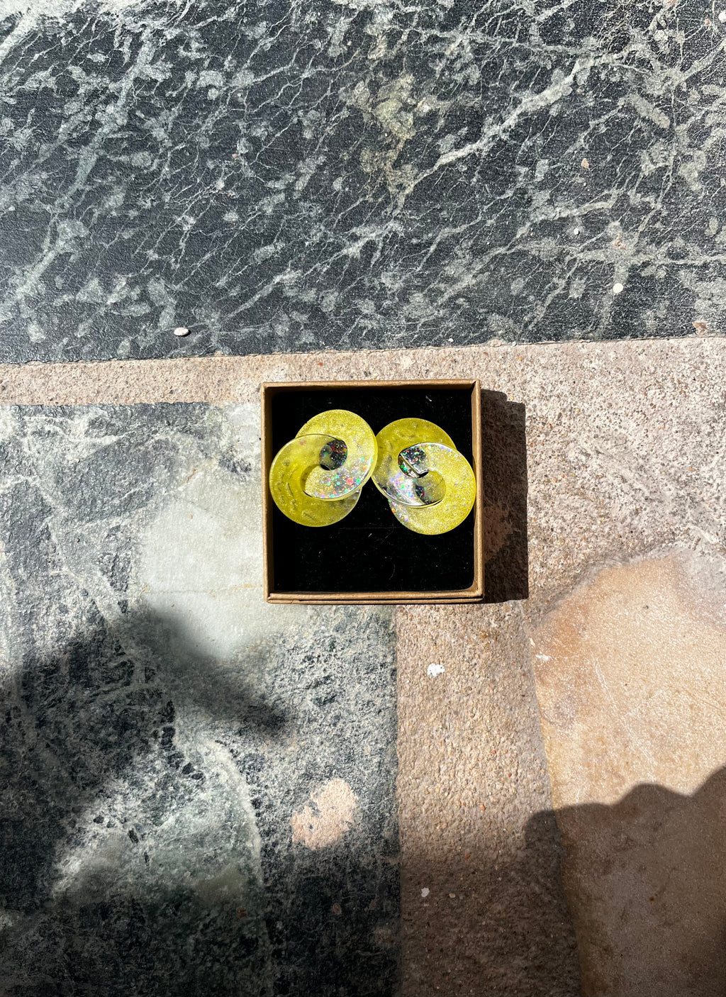 Boucle double cercle jaune