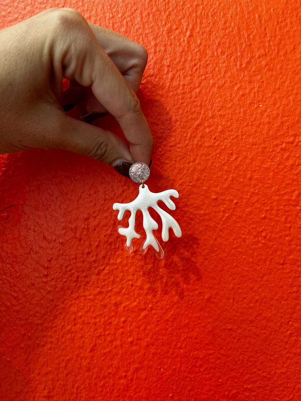 Boucle en résine corail XL