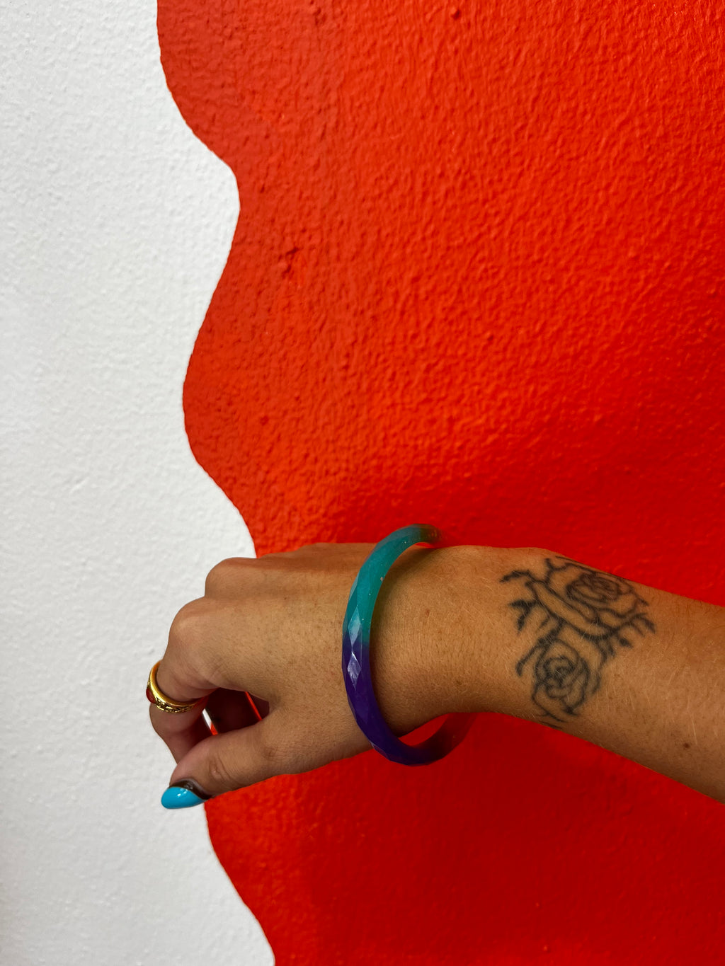 Bracelet fin facetté