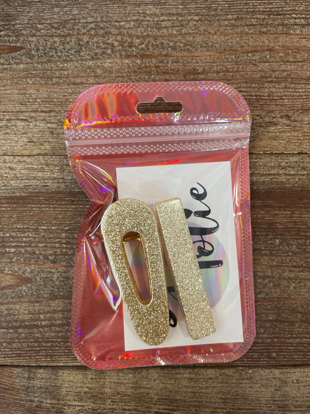Barrettes beiges/dorées en résine