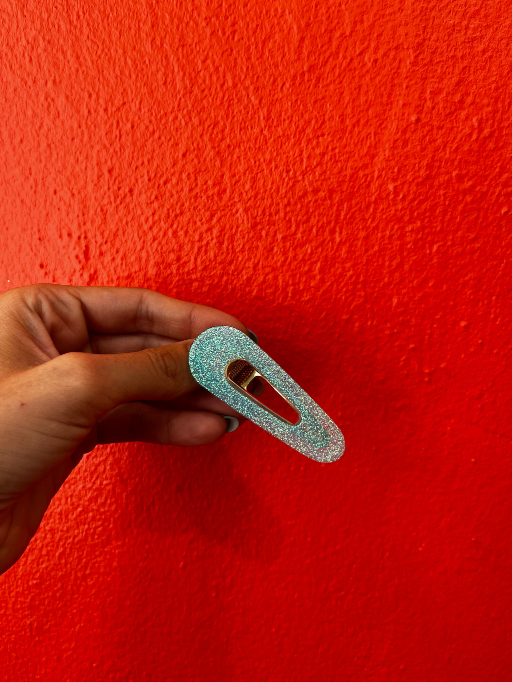 Barrette bleue ciel en résine