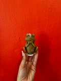 Bougie cire d’abeille grenouille accroupie
