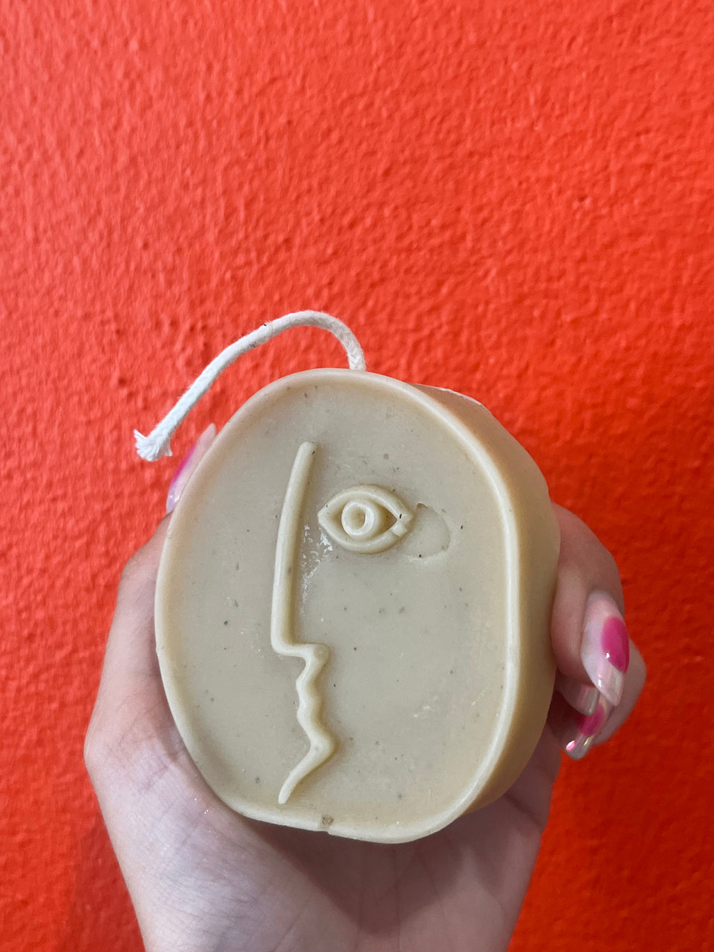 Bougie cire d’abeille visage rond