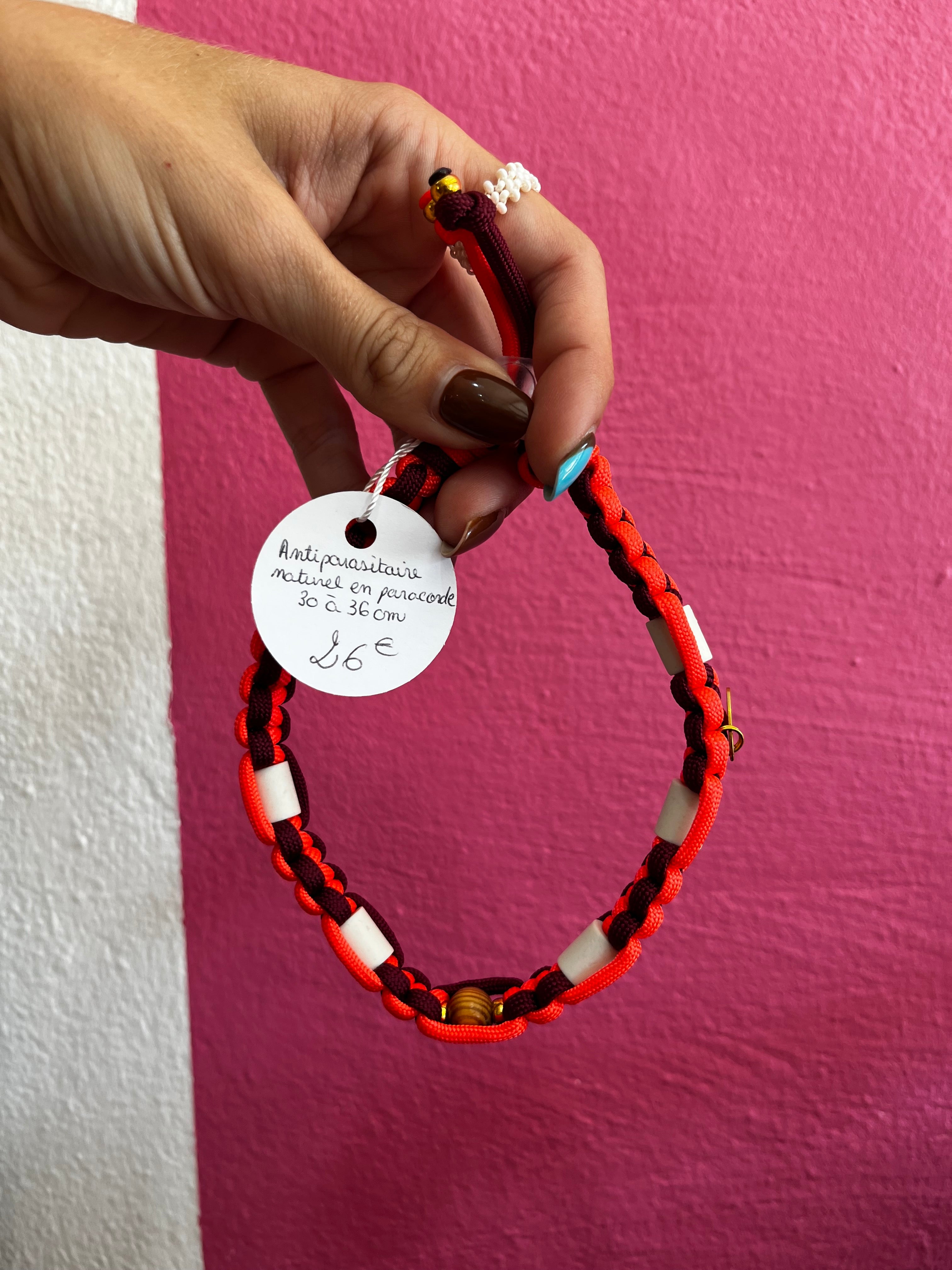 Collier antiparasitaire paracorde (30 à 36cm)