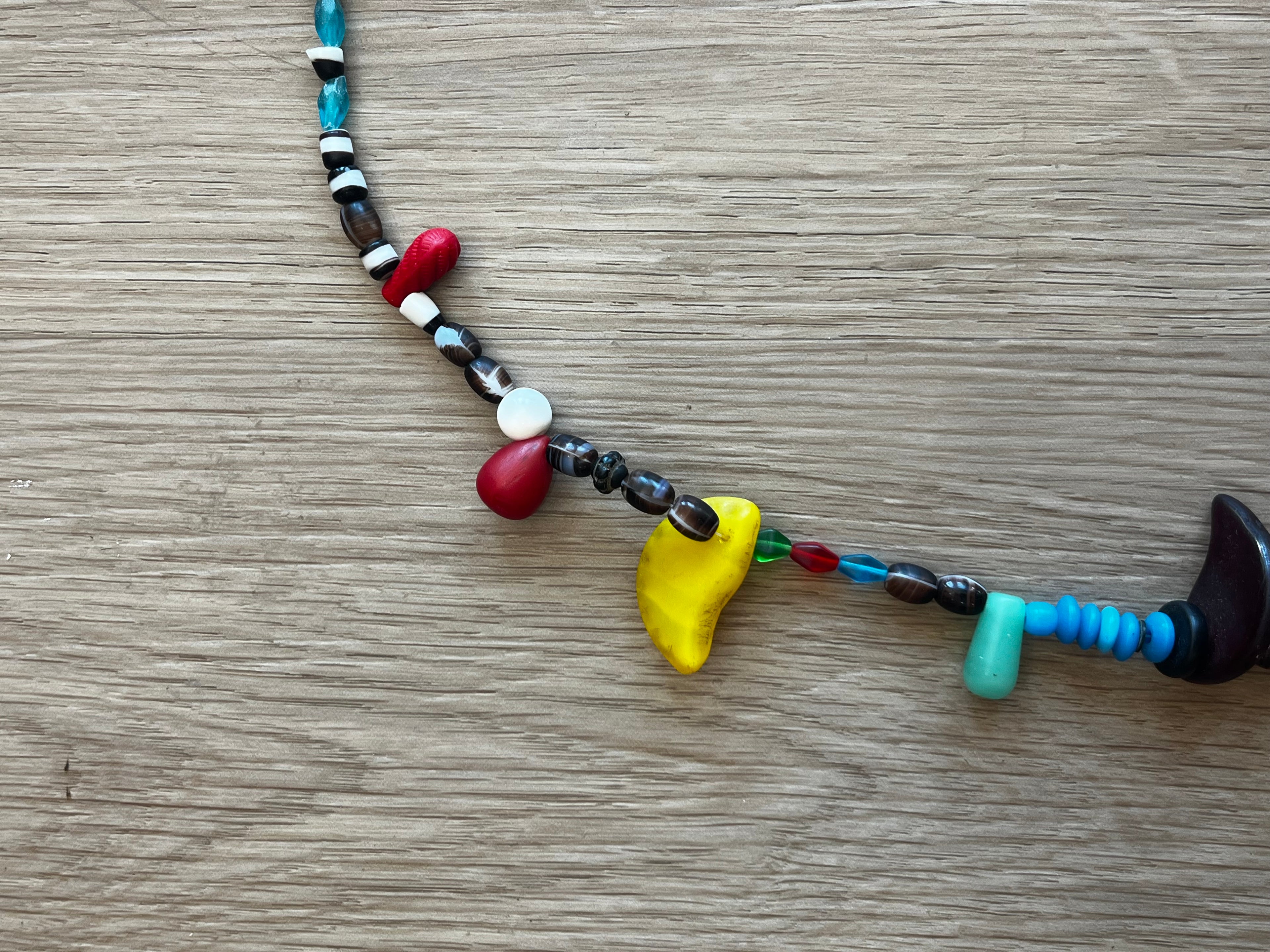 Collier multicolore perles de verre