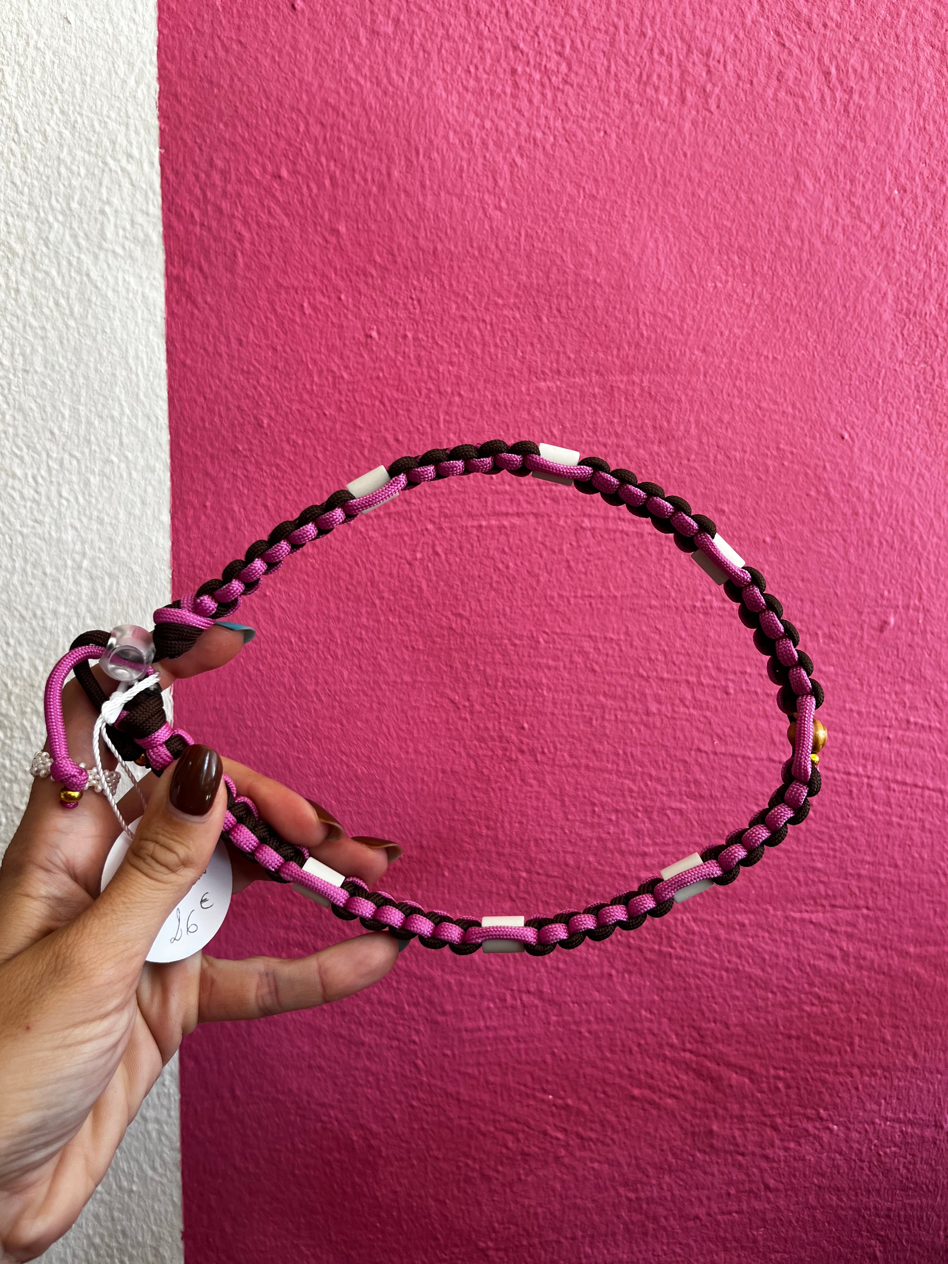 Collier antiparasitaire paracorde (48 à 54cm)
