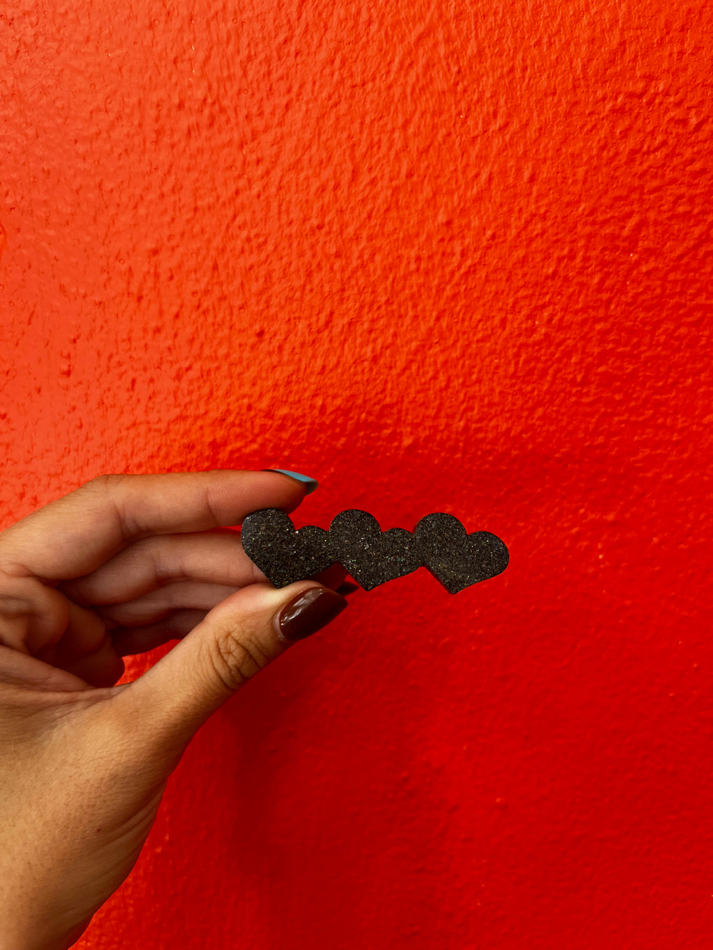 Barrette coeur noire en résine
