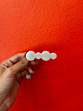 Barrette blanche ronds en résine